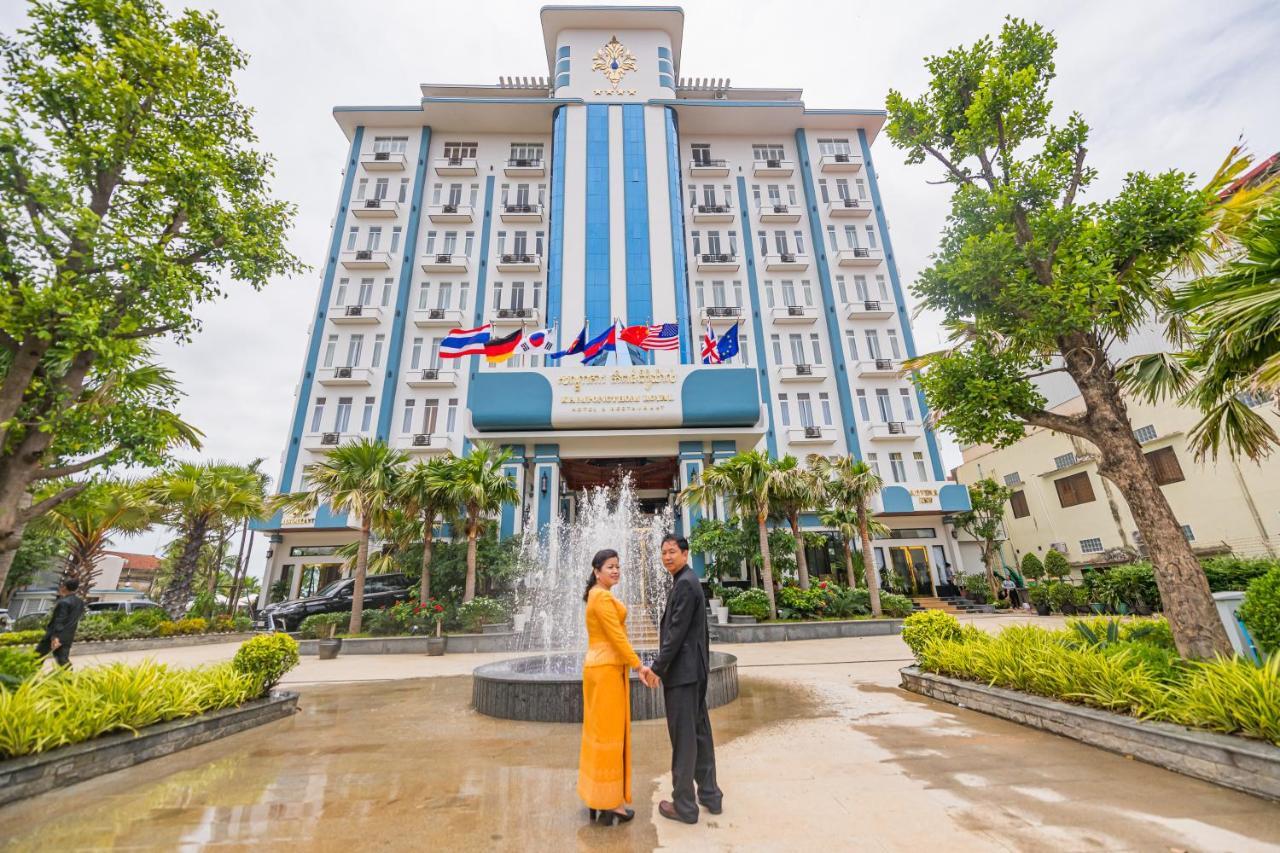 Kampong Thom Royal Hotel Buitenkant foto